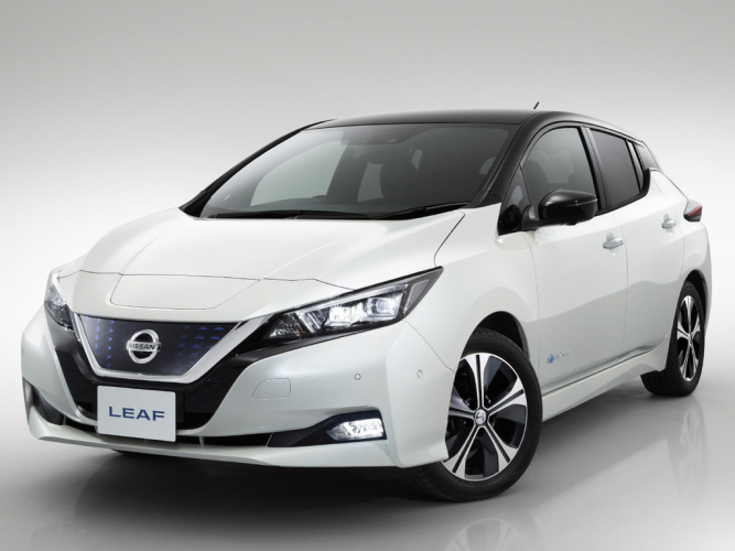 Nissan Leaf 2017, хэтчбек 5 дв., 2 поколение, ZE1 (09.2017 - н.в.)