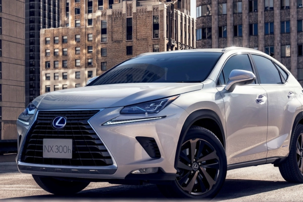 Lexus NX300h рестайлинг 2017, джип/suv 5 дв., 1 поколение, Z10 (09.2017 - 10.2021)