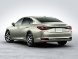 Lexus ES300h 2018, седан, 7 поколение, AXZH10 (09.2018 - 07.2021) 1