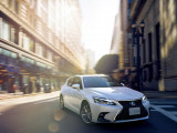 Lexus CT200h 2-й рестайлинг 2017, хэтчбек 5 дв., 1 поколение, A10 (08.2017 - 10.2022) 4