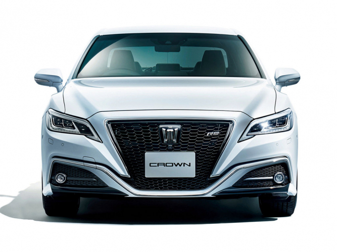 Toyota Crown 2017, седан, 15 поколение, S220 (10.2017 - 07.2022)