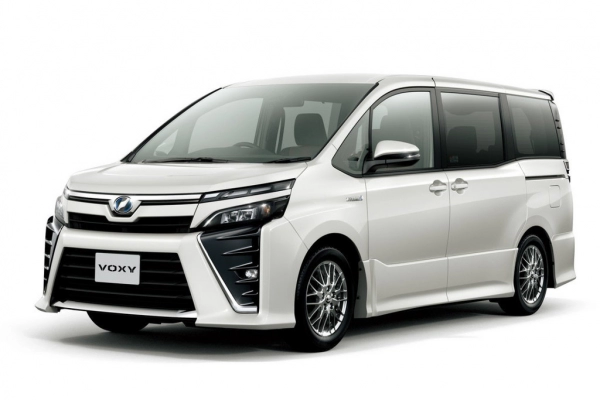 Toyota Voxy рестайлинг 2017, минивэн, 3 поколение, R80 (07.2017 - 12.2021)