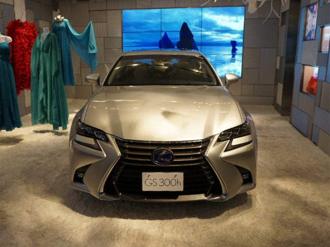 Lexus GS300h рестайлинг 2015, седан, 4 поколение, L10 (11.2015 - 08.2020)