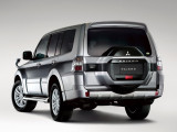 Mitsubishi Pajero 2-й рестайлинг 2014, джип/suv 5 дв., 4 поколение, V90 (07.2014 - 08.2019) 5