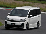 TOYOTA VOXY GR Sport 1